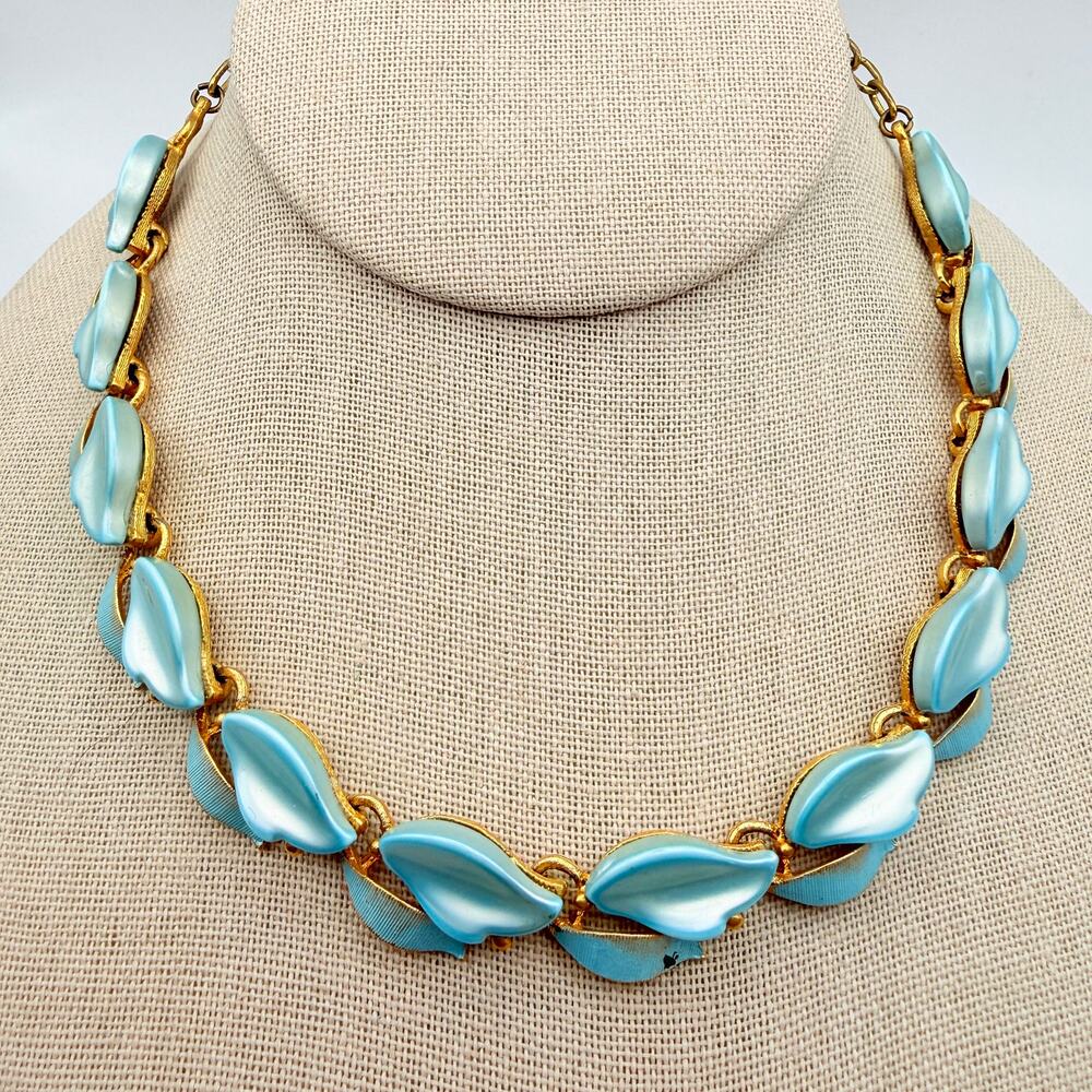 Vintage MCM Thermoset Leaf Bib Choker Necklace Powder Blue Chain Link 14"